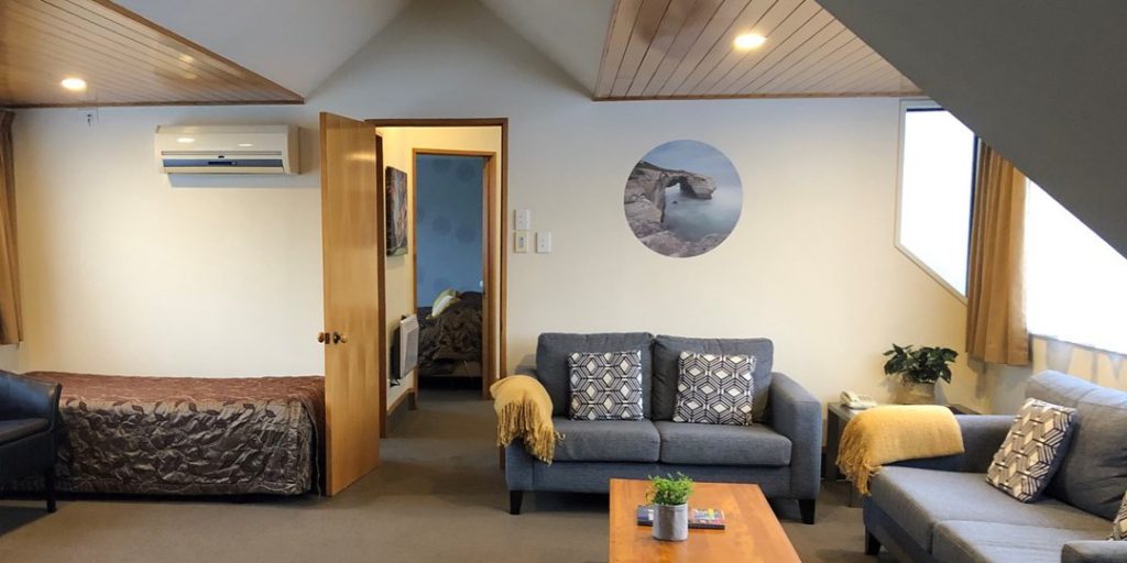 Commodore Motel, 3 bedroom apartment, family room, sports group, accommodation, Dunedin, school holidays, New Zealand